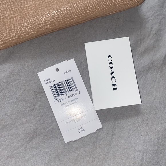 Coach wristlet - Picture 4 of 4